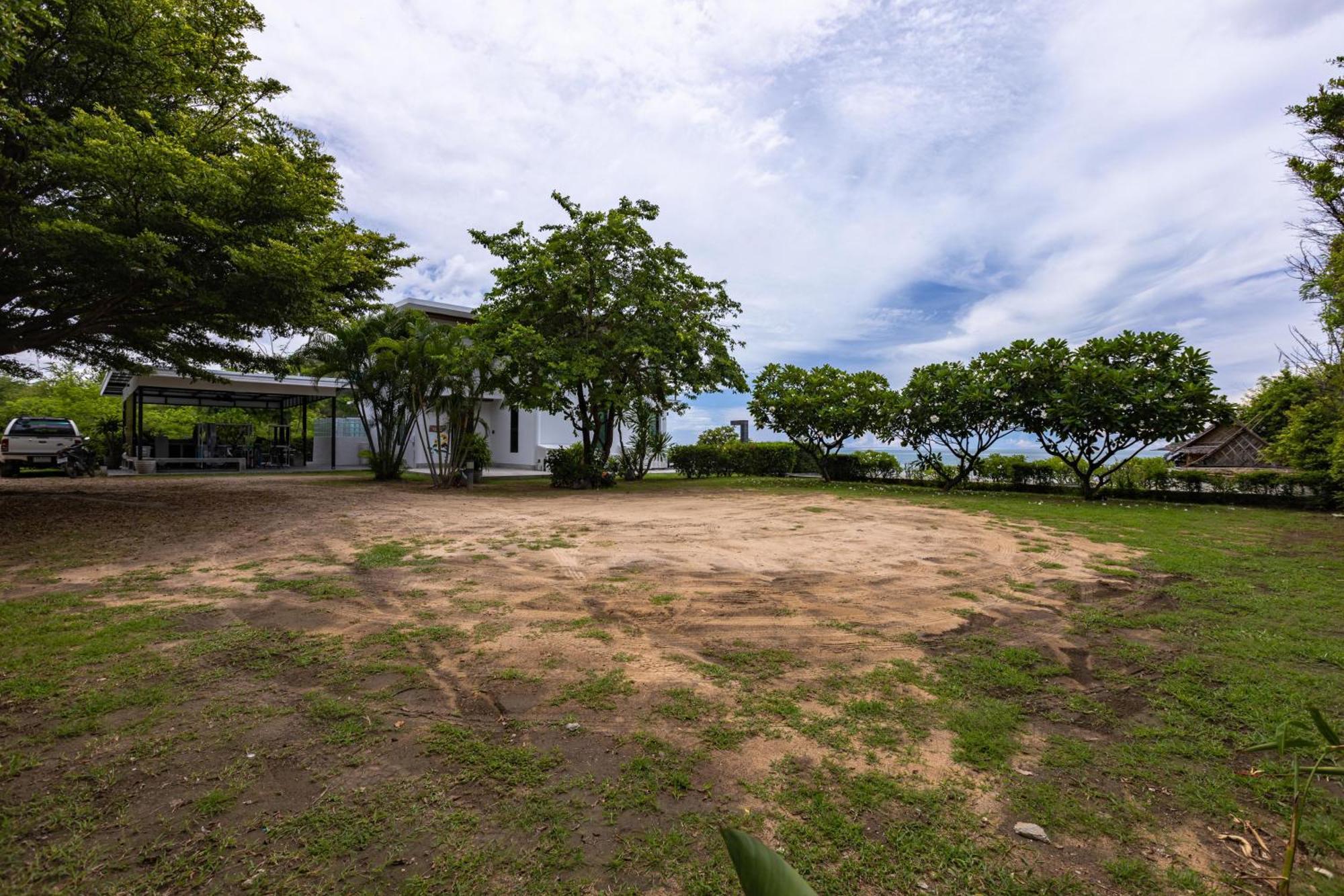 Beachfront Modern 4 Bedroom Pool Villa - Rv Хуа Хин Екстериор снимка