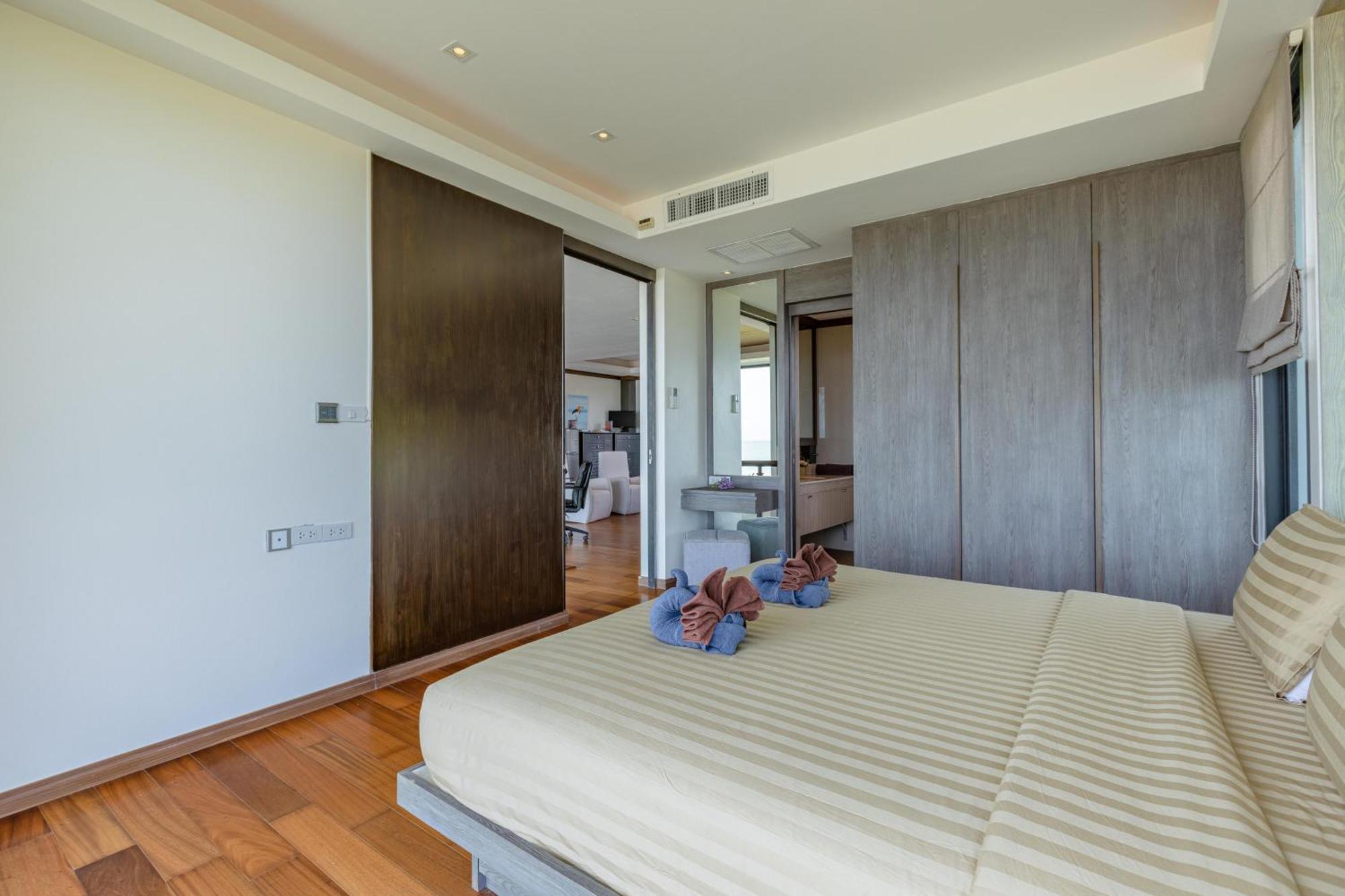 Beachfront Modern 4 Bedroom Pool Villa - Rv Хуа Хин Екстериор снимка